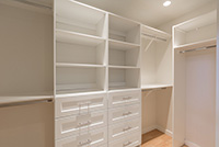 Standard Closets